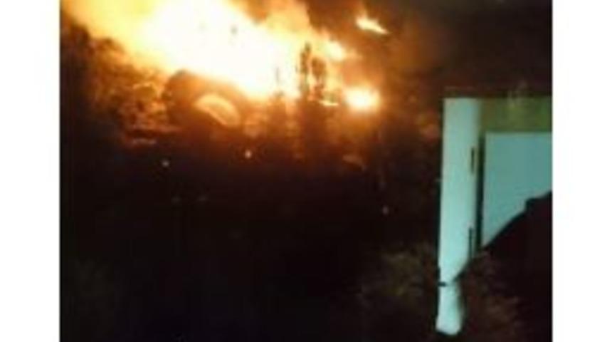 Pkk&rsquo;nın Uludere&rsquo;ye Eş Zamanlı 3 Koldan Saldırısı Cep Telefonu Kamerasına Yansıdı