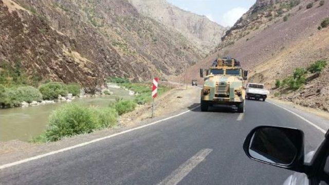 Hakkari-Çukurca Karayoluna Tuzaklanan Patlayıcı Imha Edildi