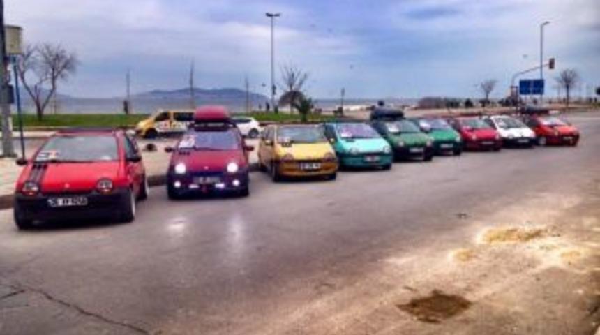 Twıngo Fan Club Ak&ccedil;akoca&rsquo;da