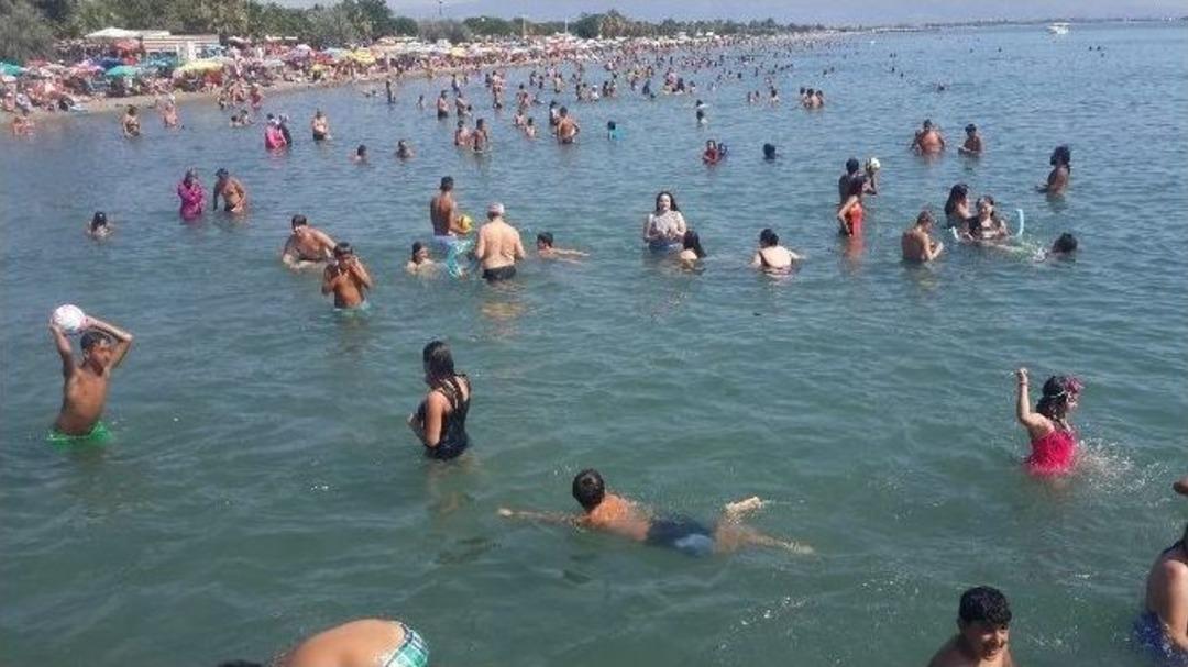 Edremit Sahiller Doldu Taştı