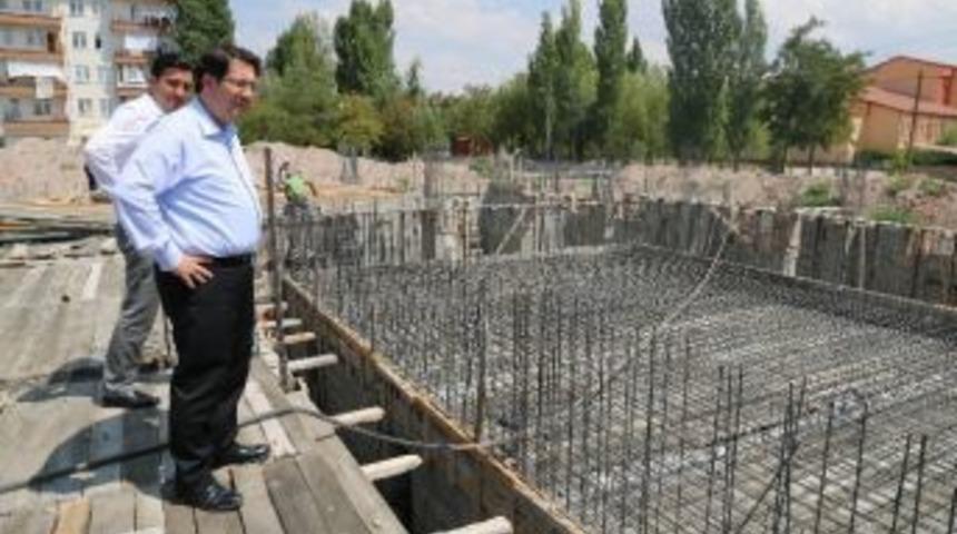 Başkan Yazgı, Kadın Aktivite Merkezi İnşaatını İnceledi