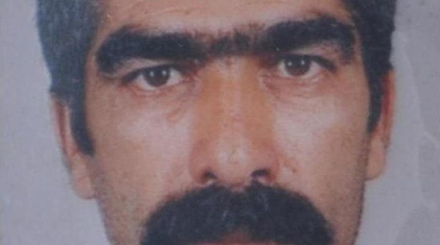 Sokak Ortasında &Ouml;ld&uuml;r&uuml;ld&uuml;