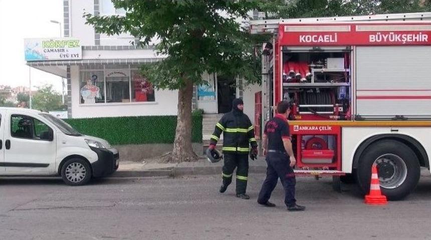 Kuru Temizlemecide &Ccedil;ıkan Yangın Korkuttu