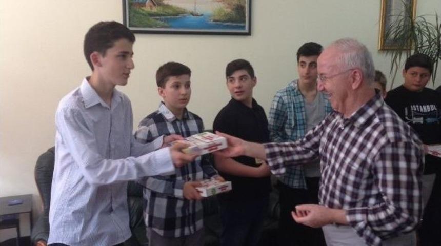 İhlas Vakfının Gurbet&ccedil;i &Ccedil;ocuklar İ&ccedil;in D&uuml;zenlediği Yaz Okulu Başarı İle Tamamlandı