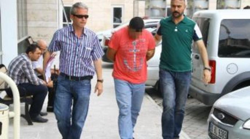 &Ccedil;alıştığı İş Yerindeki Pe&ccedil;ete &Ccedil;aldığı İddia Edilen Şahıs Adliyeye &Ccedil;ıkarıldı