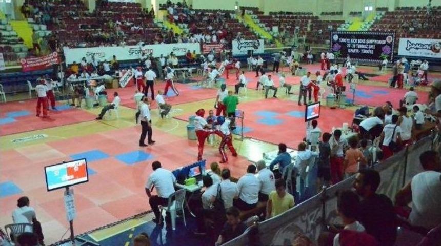 38&rsquo;lik Şampiyon T&uuml;rkiye &Uuml;&ccedil;&uuml;nc&uuml;s&uuml; Oldu