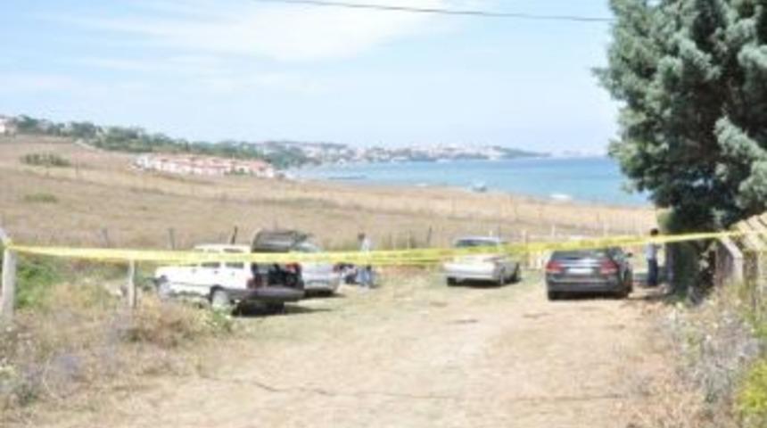 Evden Cumaya Diye &Ccedil;ıktı, Yol Kenarında Kafasına Sıktı