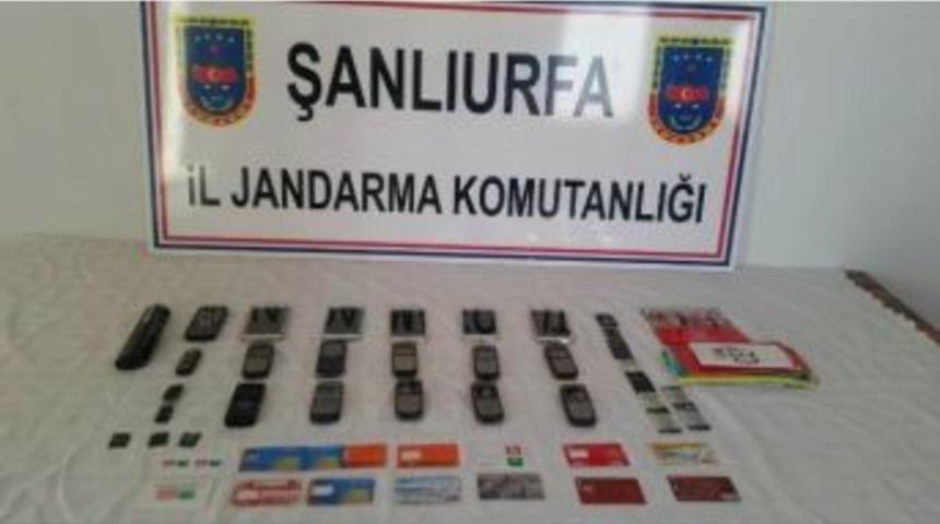 Jandarmadan Cep Telefonu Dolandırıcılarına Baskın: 5 G&ouml;zaltı