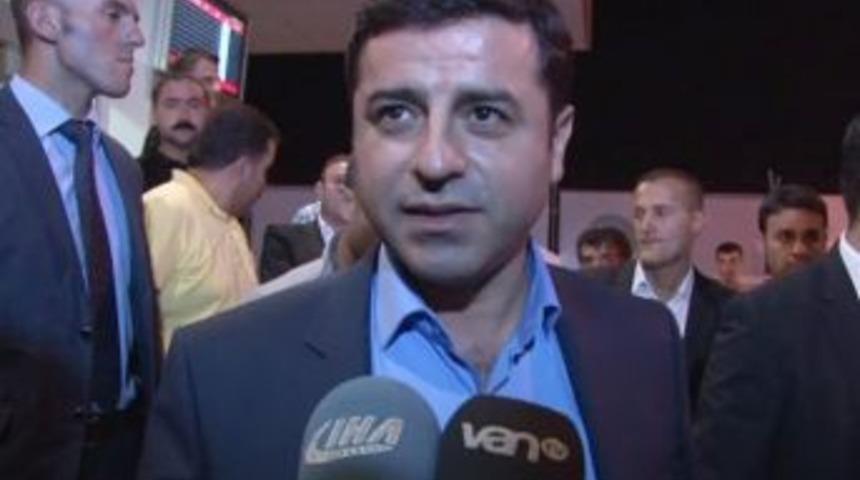 Selahattin Demirtaş Van&rsquo;da