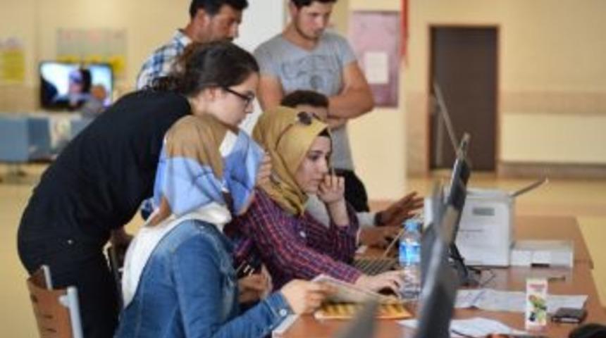 D&uuml;zce &Uuml;niversitesi Tercih Edilen Bir &Uuml;niversite Oldu