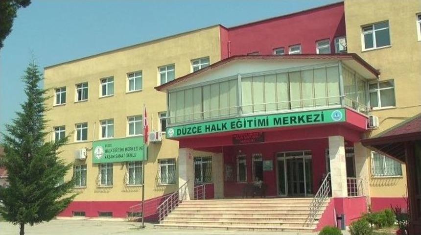 Hem&rsquo;de Yaz Tatili Yok