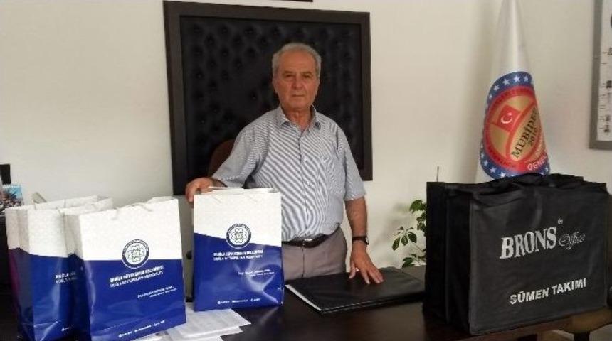 96 Mahalle Muhtarına B&uuml;y&uuml;kşehir Yardımı