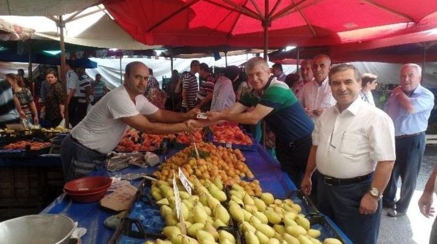 Şehzadeler&rsquo;den Pazarcılara Kimlik Kartı