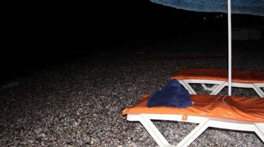 Alkol Aldıktan Sonra Denize A&ccedil;ılan Kadın 3 Saat Sonra Bulundu