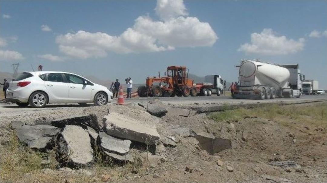 Pkk&rsquo;lıların Patlattığı Menfezde Tadilat Başlatıldı