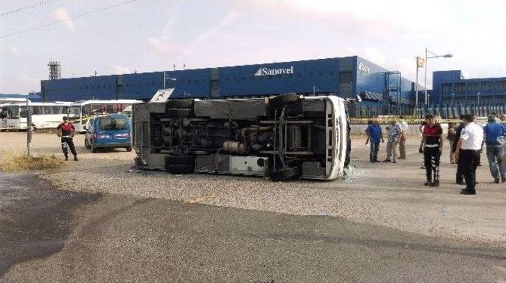 (özel Haber) İstanbul’da İşçi Servisi Kaza Yaptı: 5 Yaralı G5