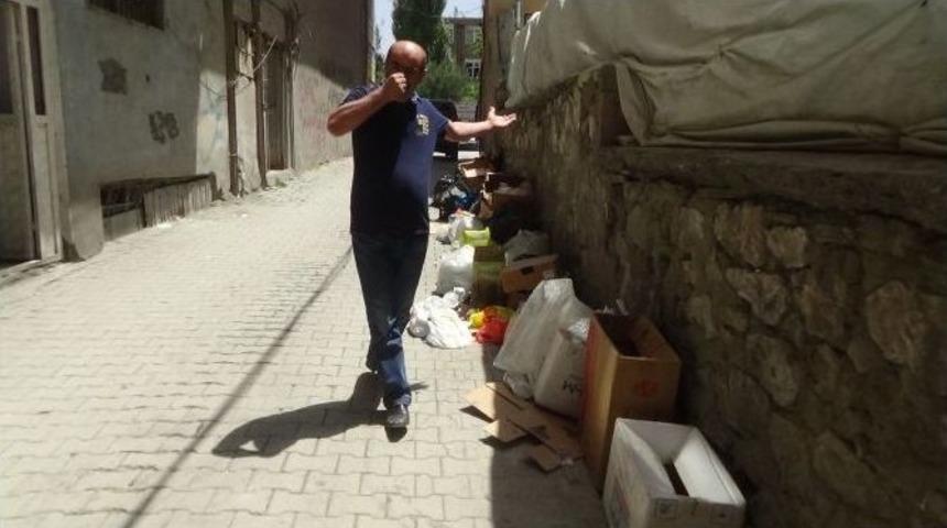 Hakkari’de Çöpler Toplanmadı