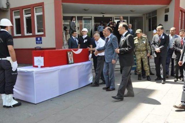 26 Günlük Şehit Polis, Memleketine Uğurlandı (2)