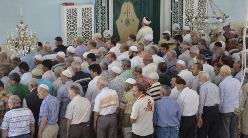 Şehit Polis İçin Gıyabi Cenaze Namazı