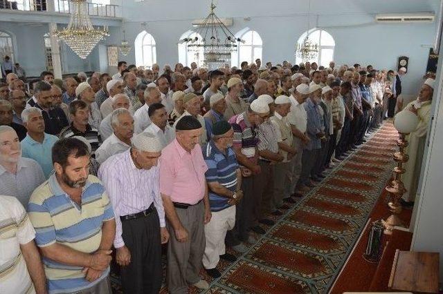 Şehit Polis İçin Gıyabi Cenaze Namazı