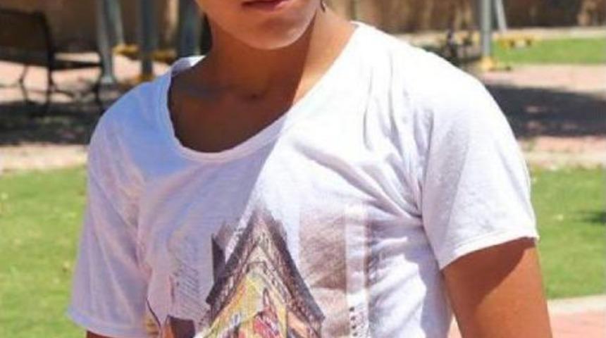 D&ouml;rd&uuml;nc&uuml; Kattan Otomobilin &Uuml;zerine D&uuml;şt&uuml;