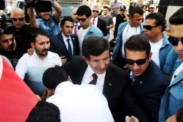 Başbakan Davutoğlu Ve Genelkurmay Başkanı &Ouml;zel, Suriye Sınırında (3) 2