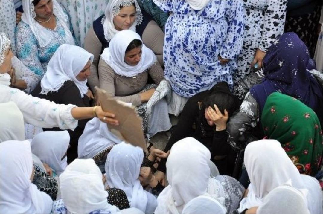 Silopi&rsquo;deki Olaylarda &Ouml;len 3 Kişi Toprağa Verildi