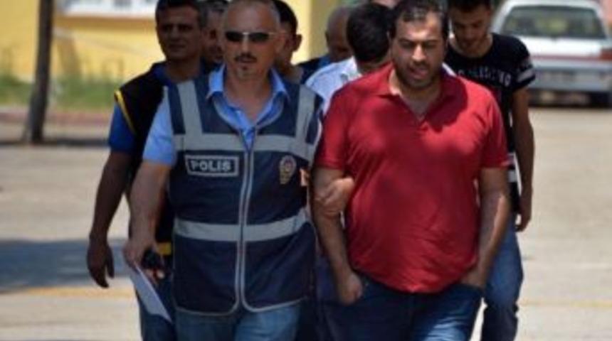 Gelişen T&uuml;rkiye Partisi&rsquo;ne Kumar Baskını