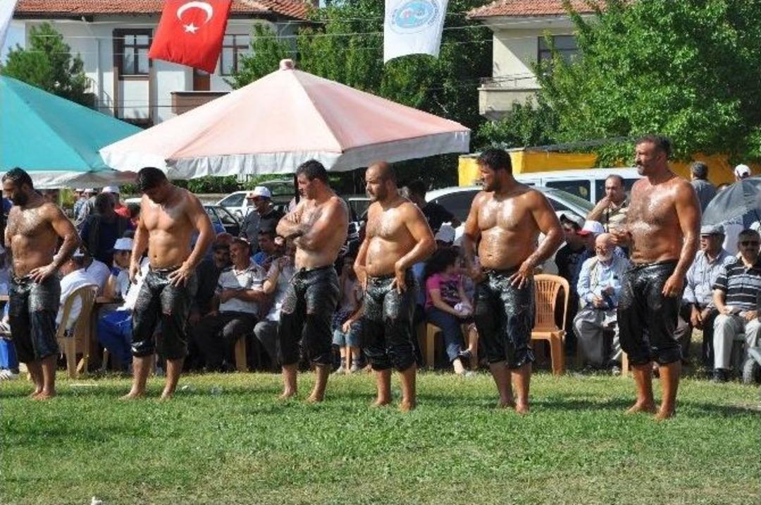 Sorgun Geleneksel Yağlı G&uuml;reşleri Yoğun İlgi G&ouml;rd&uuml;