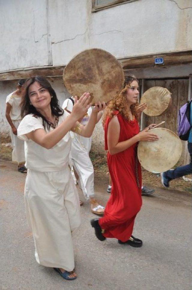 Aizanoi'de 'antik Çağ Halk Pazarı'