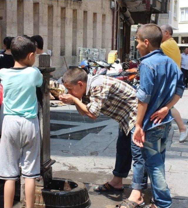 Gaziantep’te Sıcaklar Bunaltıyor