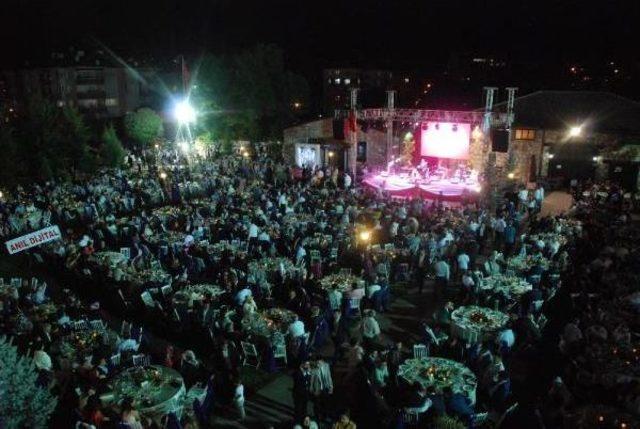 Kastamonu Belediye Başkanı, Oğlunun Nikahını Kıydı