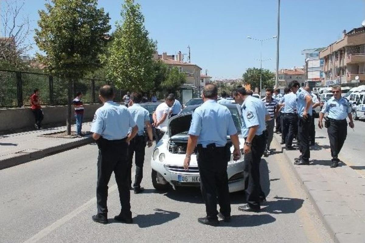 Ş&uuml;pheli Ara&ccedil; Polisten &Uuml;&ccedil;&uuml;nc&uuml; Kez Ka&ccedil;amadı