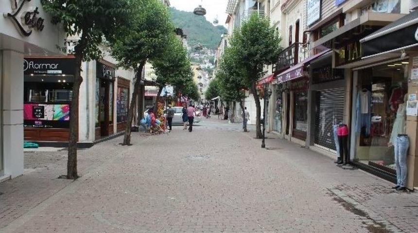Ordu&rsquo;da Fındık Hasadı Başlayınca Sokaklar Boşaldı