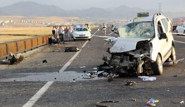 Erzurum’da Feci Kaza: 2 Ölü, 5 Ağır Yaralı