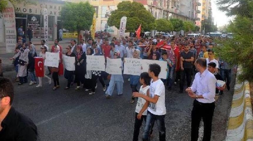 Midyat'ta Ter&ouml;r Olayları Protesto Edildi