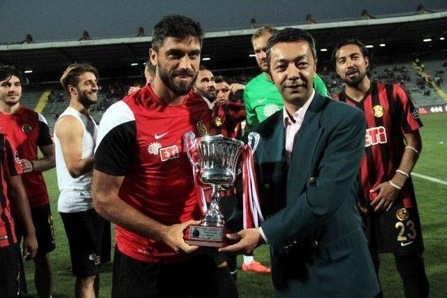 49. Tsyd Ankara Şubesi Devrim Sağıroğlu Futbol Turnuvası’nda Eskişehirspor Üçüncü Oldu