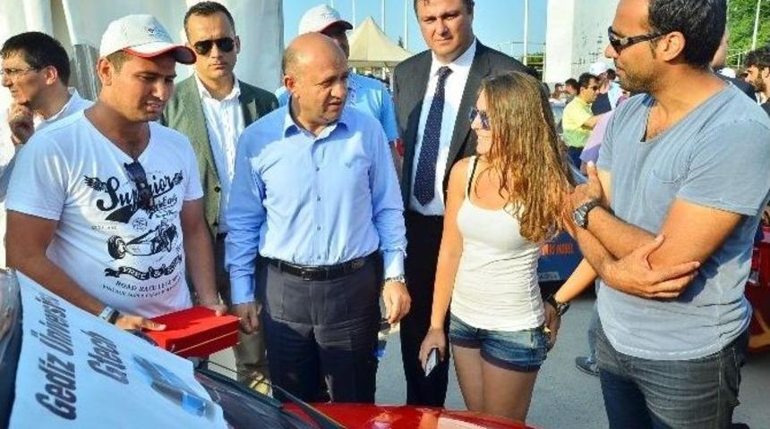 Bakan Işık, Alternatif Enerjili Ara&ccedil; Yarışları&rsquo;nın &Ouml;d&uuml;l T&ouml;renine Katıldı