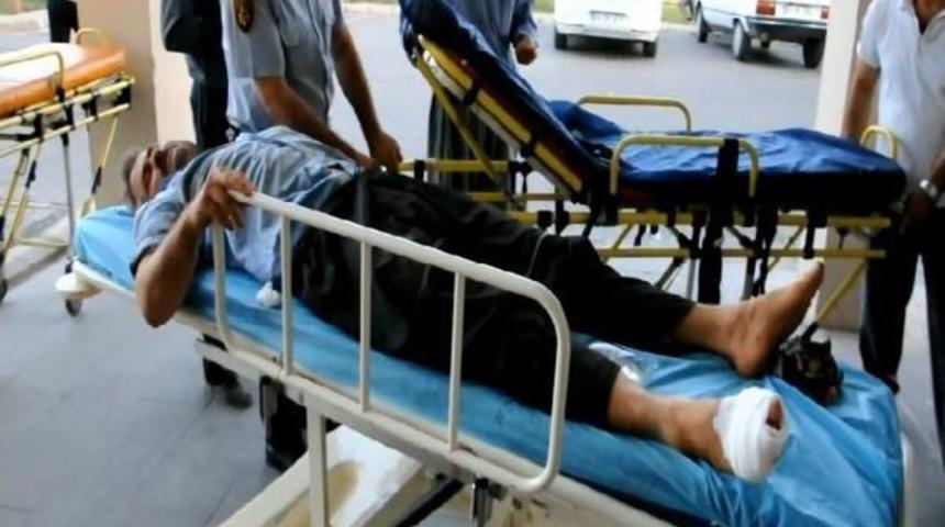 Oynarken Ateş Alan Av T&uuml;feği, Namaz Kılan Babasını Yaraladı