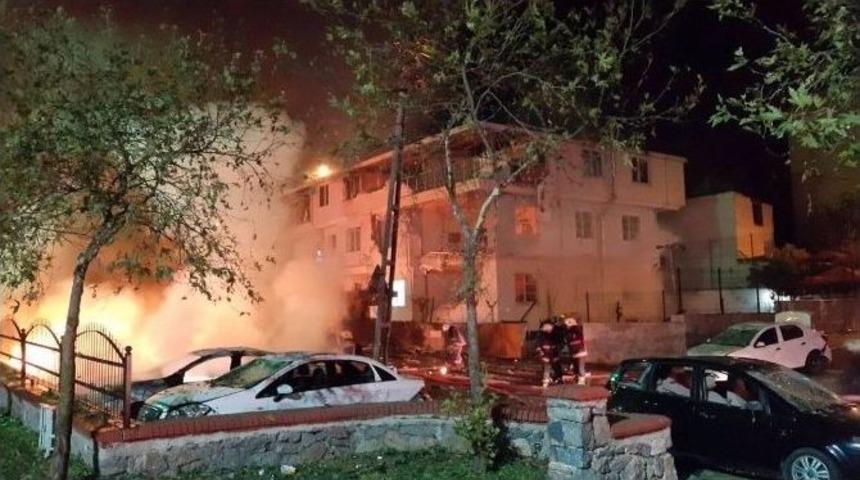 Sultanbeyli&rsquo;nde Karakola Saldırı