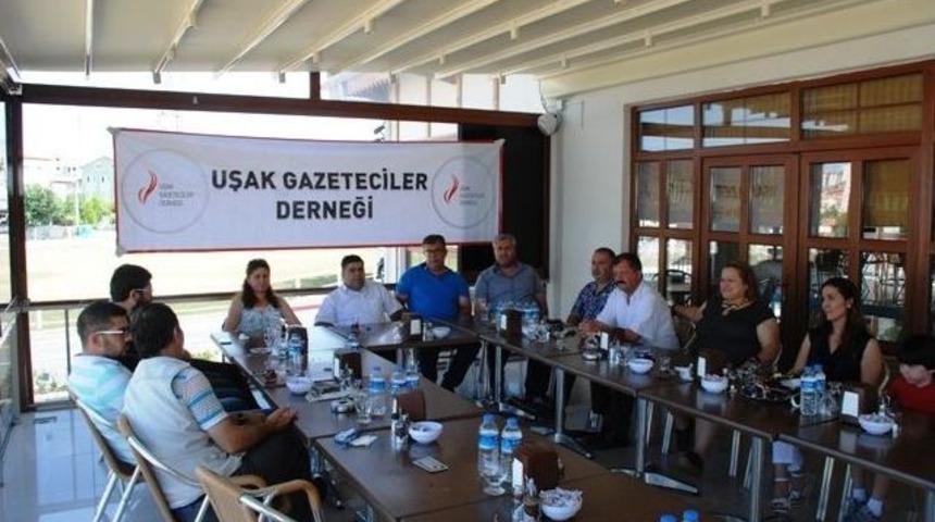 Yıldırım: "tıp Fak&uuml;ltesi Hastanesi İ&ccedil;in Elbirliği İle Hareket Etmeliyiz"