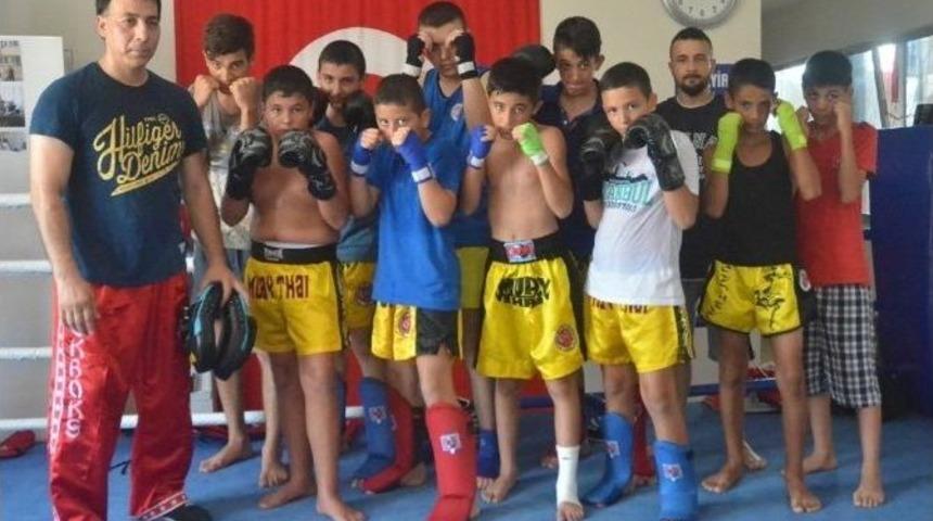 Muay Thai Kursları