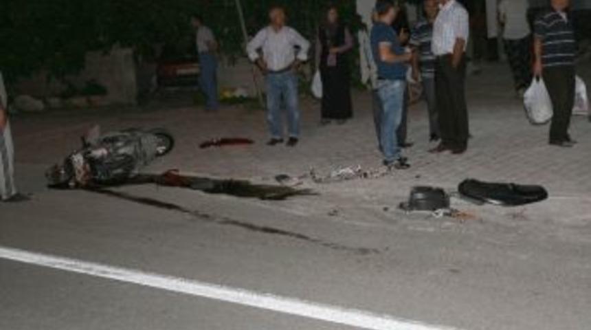 Kulu&rsquo;da İki Motosiklet &Ccedil;arpıştı: 3 Yaralı