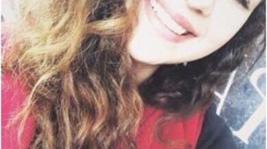 Zayıflama İlacı Y&uuml;z&uuml;nden Yoğun Bakıma Alınan Rumeysa Bir Ay Aradan Sonra &ldquo;baba&rdquo; Dedi