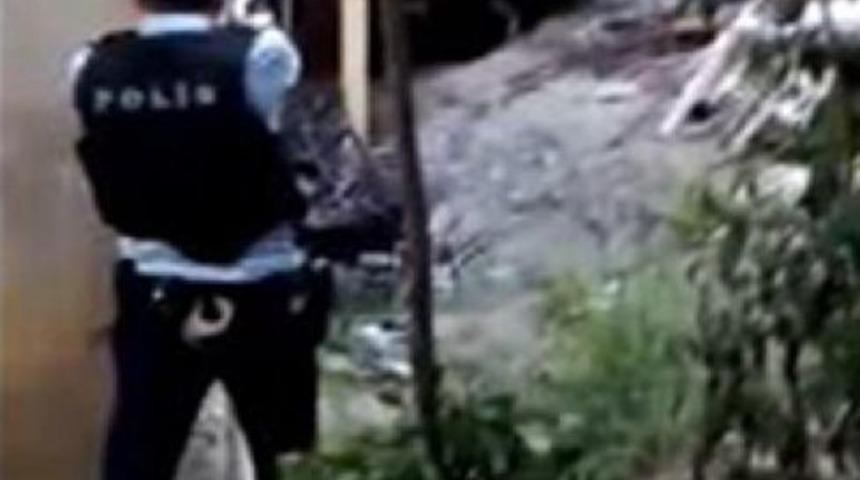 Polisin Kadın Ter&ouml;ristle Burun Buruna Geldiği An