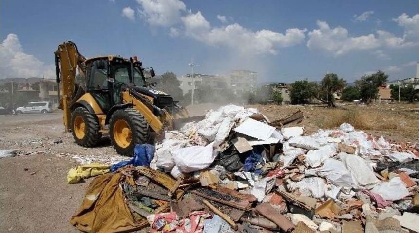 Karşıyaka&rsquo;da G&uuml;nde &lsquo;100 Ton&rsquo; Moloza &Ouml;zel &Ouml;nlem