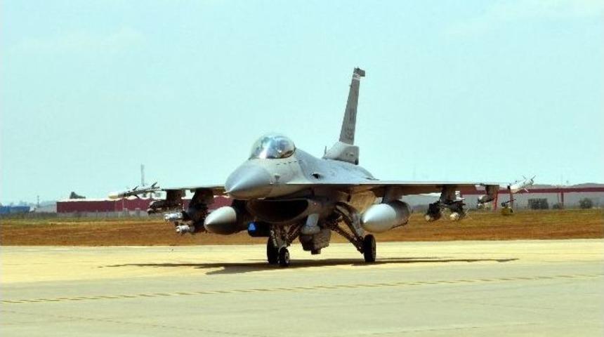 İncirlik Hava &Uuml;ss&uuml; Koalisyon U&ccedil;aklarını Bekliyor