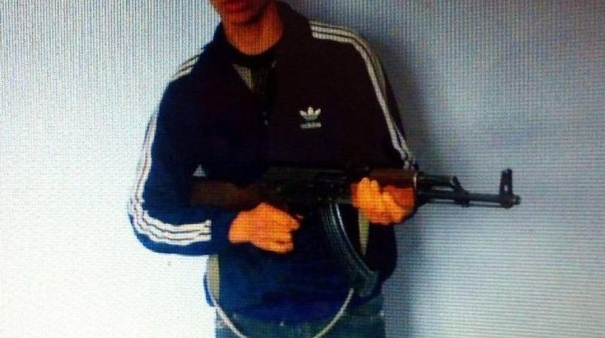 Işid&rsquo;e Katılan Gencin Annesi: "suru&ccedil; Bombacısını Evimden Kovdum"