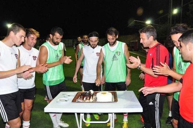 Gaziantepspor’da Çifte Doğum Günü Kutlandı