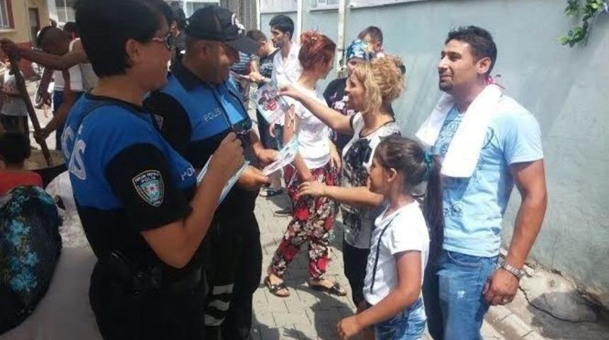 Polisten &ldquo;d&uuml;ğ&uuml;nlerde Silah Atmaya Dur Diyelim&rsquo; Kampanyası